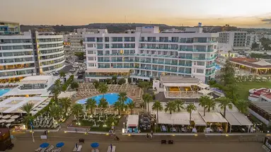 Vrissaki Beach Hotel