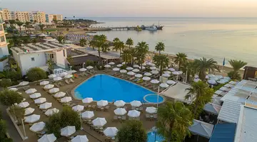 Vrissaki Beach Hotel