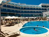 Vrissaki Beach Hotel
