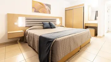 Vrissaki Hotel Apartments