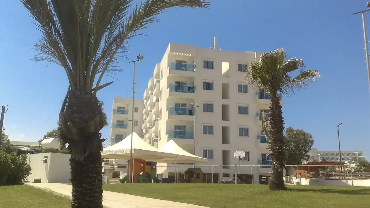 Vrissaki Hotel Apartments