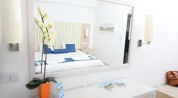 Vrissiana Beach Hotel