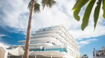 Vrissiana Beach Hotel