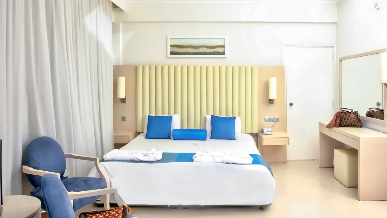 Vrissiana Beach Hotel