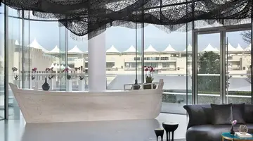 W Abu Dhabi – Yas Island