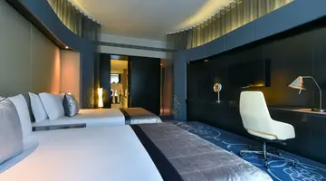 W Doha Hotel & Residences