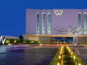 W Muscat
