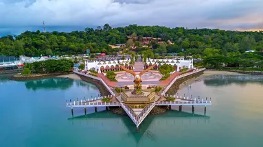 W Sercu Natury: Langkawi i Borneo