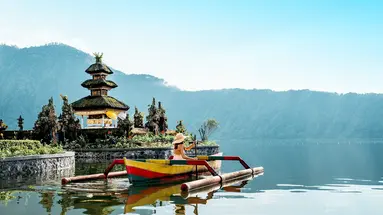 Wakacje Pod Palmami! Boskie Bali