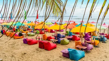 Wakacje Pod Palmami! Boskie Bali