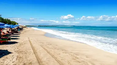 Wakacje Pod Palmami! Boskie Bali