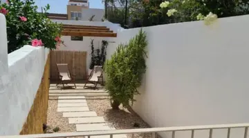 Waki Conscious Hotel