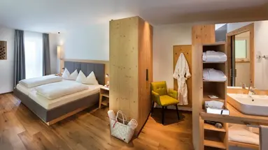 Waldrast � Forestside Liv