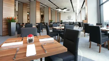 Warsaw Plaza Hotel