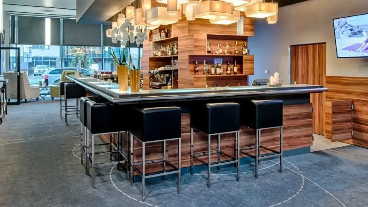 Warsaw Plaza Hotel