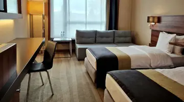 Warsaw Plaza Hotel