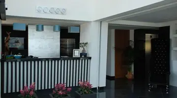 Water s Edge Hotel