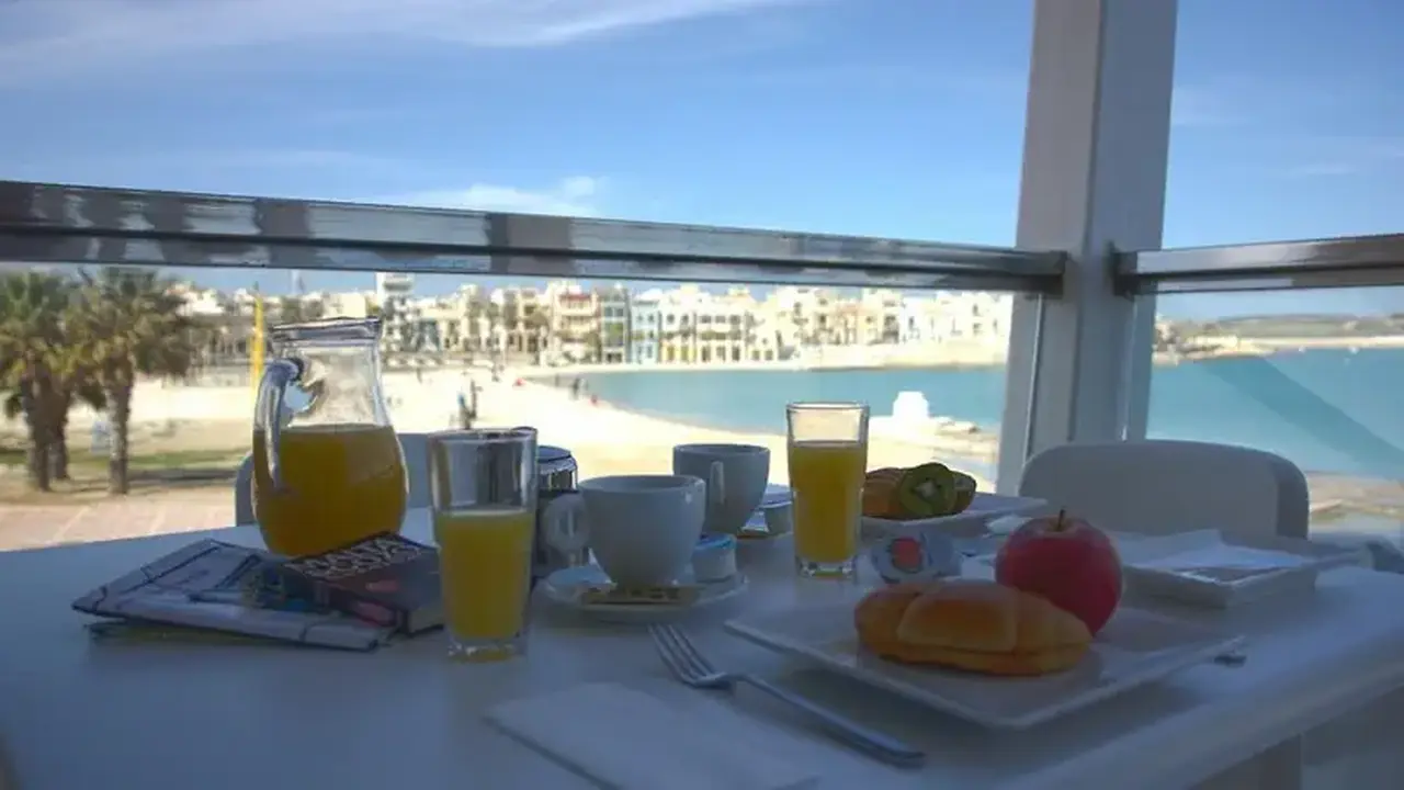 Water's Edge Hotel