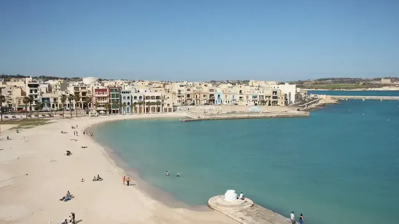 Water's Edge Hotel