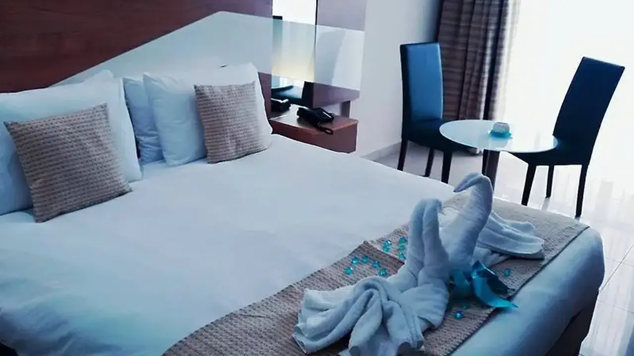 Water's Edge Hotel