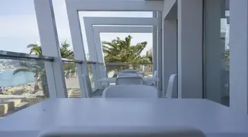 Water's Edge Hotel