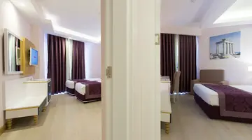 WATER SIDE RESORT & SPA