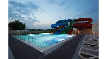 WATER SIDE RESORT & SPA
