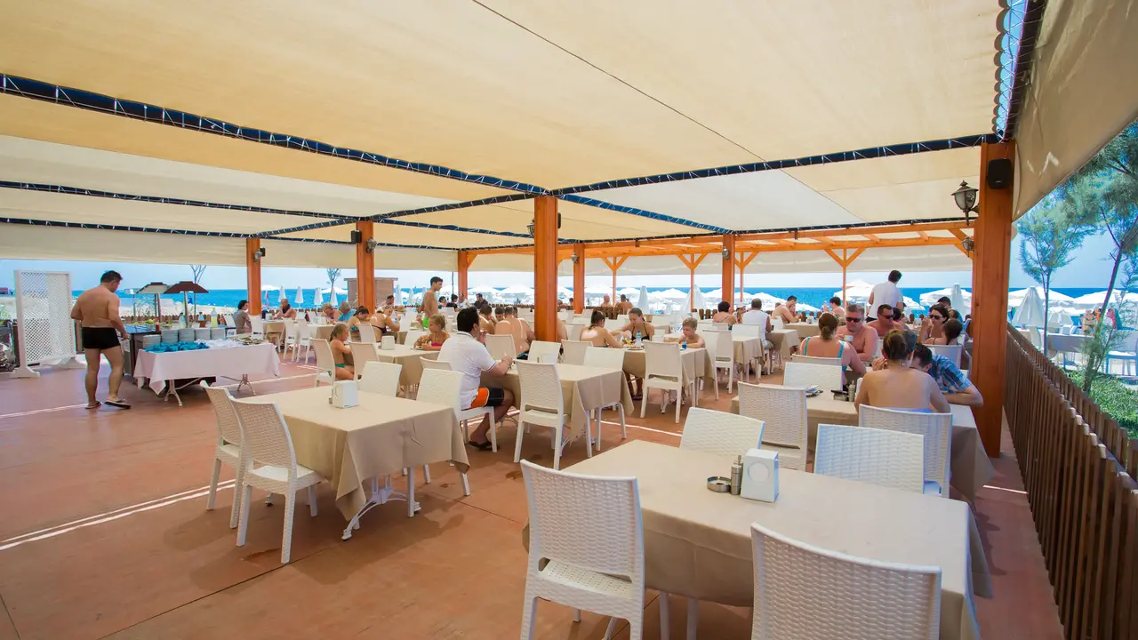 WATER SIDE RESORT & SPA