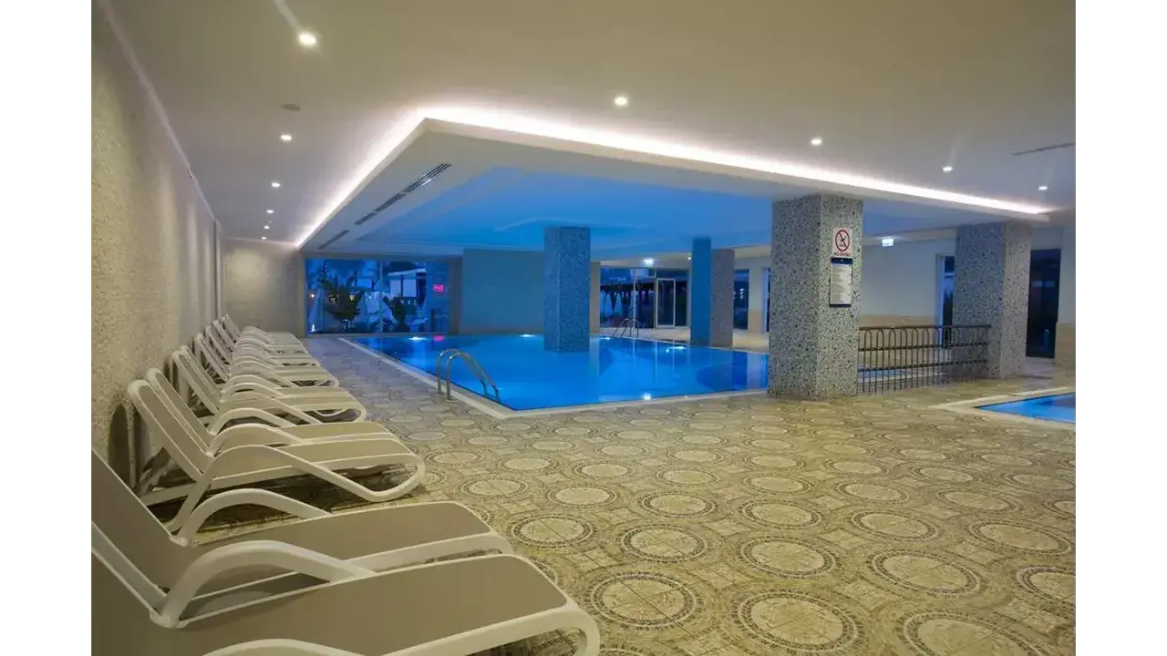 WATER SIDE RESORT & SPA