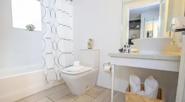 Waterside Hotel and Suites Miami Beach