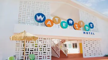 Waterside Hotel and Suites Miami Beach