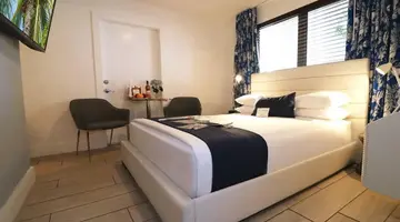 Waterside Hotel and Suites Miami Beach