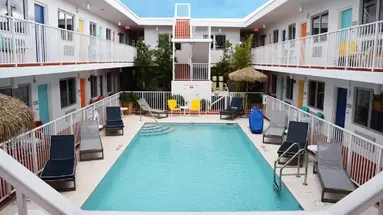 Waterside Hotel and Suites Miami Beach