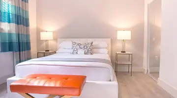 Waterside Hotel and Suites Miami Beach
