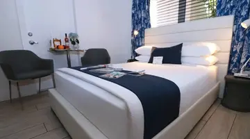 Waterside Hotel and Suites Miami Beach