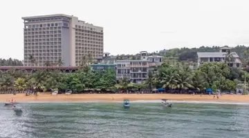 WAVE BEACH RESORT