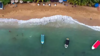 Wave Beach Resort