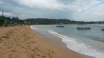 Wave Beach Resort
