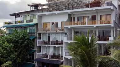 Wave Beach Resort