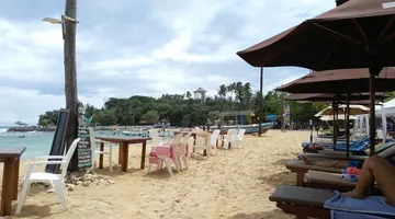 Wave Beach Resort