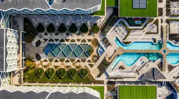 WAVE Resort