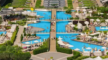 Wave Resort