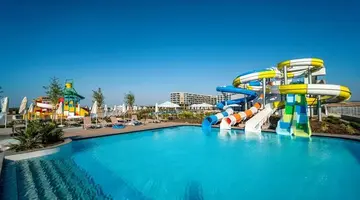 Wave Resort