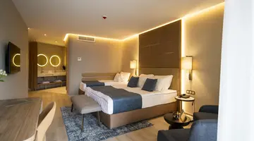 Wave Resort