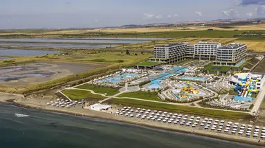 WAVE RESORT