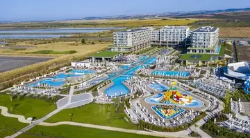 Wave Resort