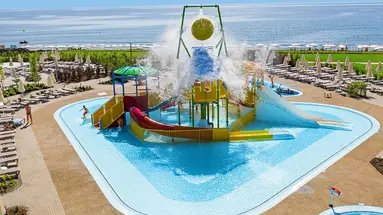 Wave Resort