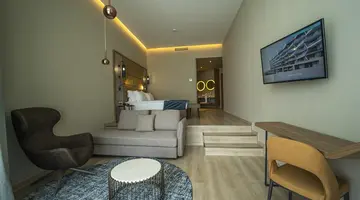 Wave Resort