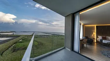 Wave Resort