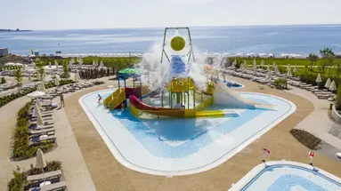 WAVE RESORT